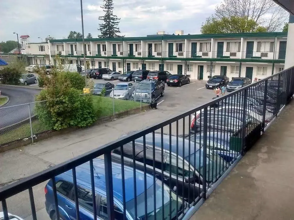 Sunrise Inn Niagara Falls 2*,